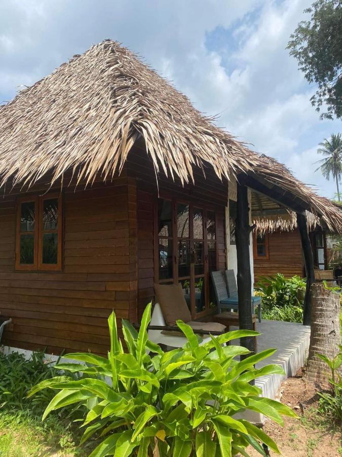 Wild Wood X Hansa Beach Fitness Resort Thong Sala Eksteriør billede