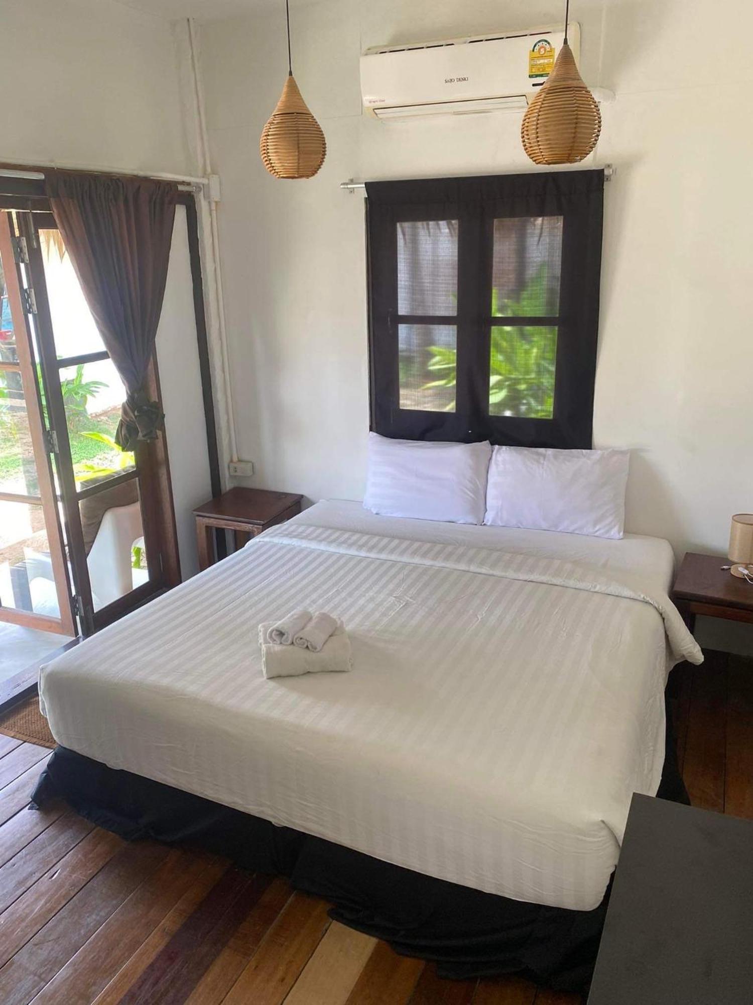 Wild Wood X Hansa Beach Fitness Resort Thong Sala Eksteriør billede