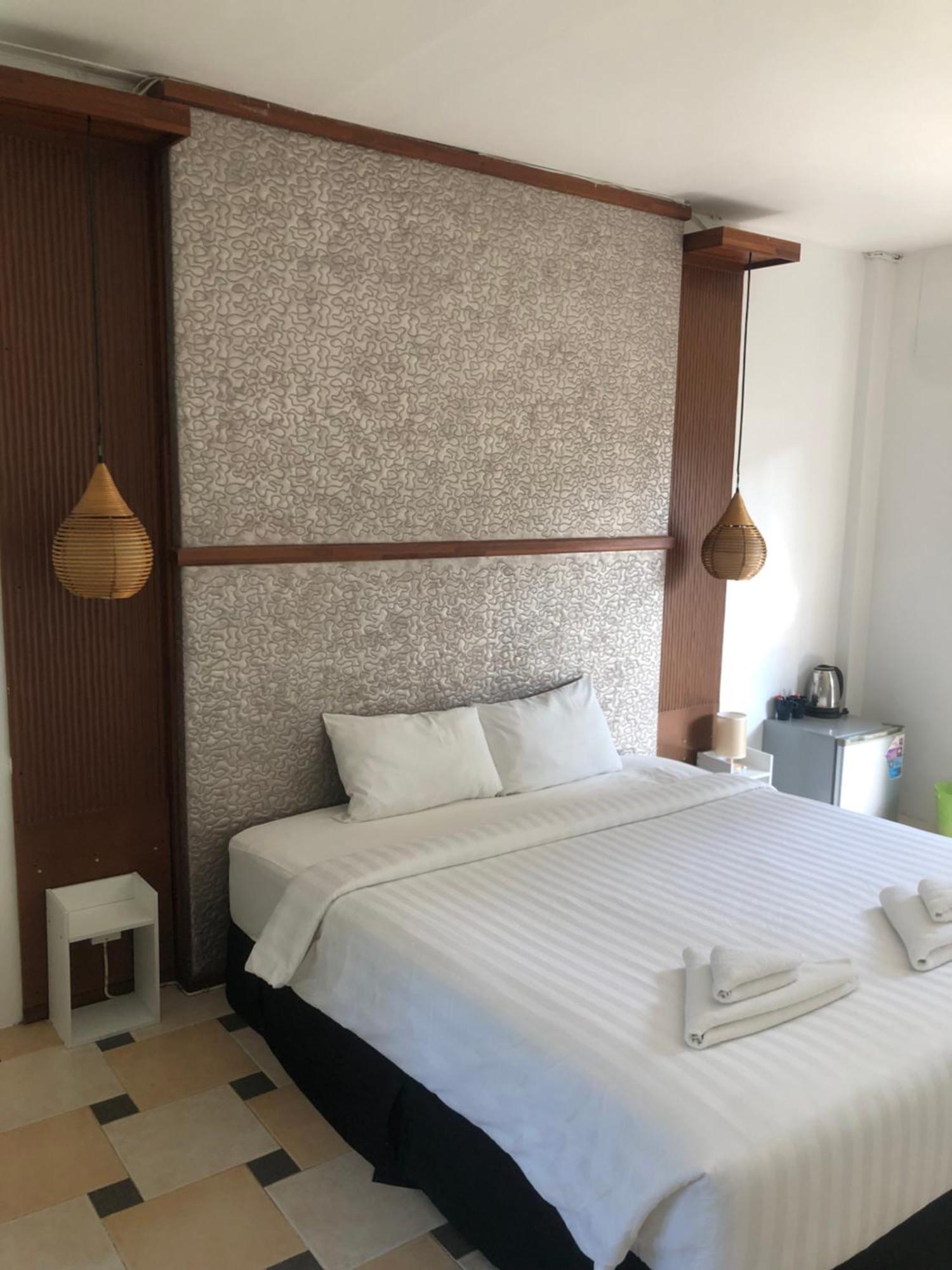 Wild Wood X Hansa Beach Fitness Resort Thong Sala Eksteriør billede